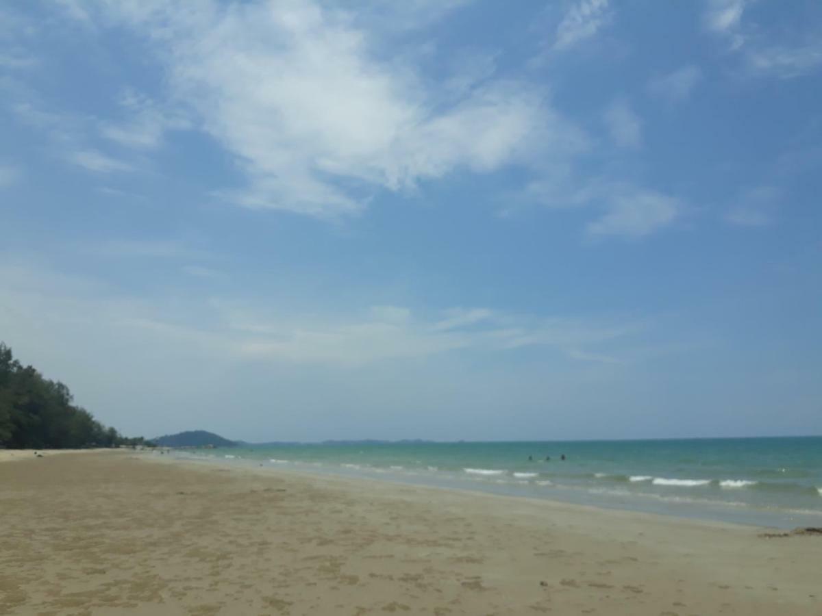Mae Rampung Beach House คาราโอเกะและสระเด็ก 라용 외부 사진
